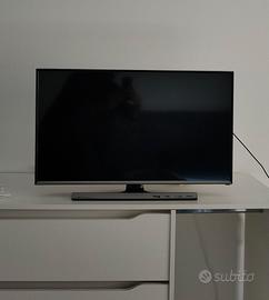 TV Samsung 32 Pollici + Amazon Fire TV Stick