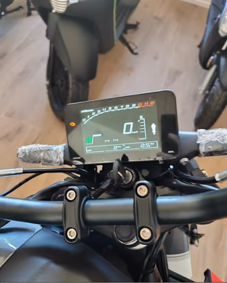 Naked moto 125cc 5 marce rosso 2026 nuovo