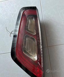 Faro posteriore originale  fiat punto sx a led