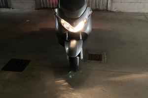 Suzuki Burgman UH 125