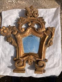 Cornice intagliata in legno e dorata ottocento