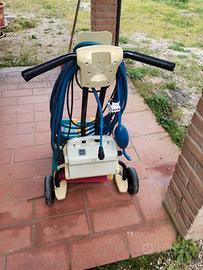 Robot piscina Dolphin professionale