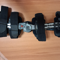 Ginocchiera post operatoria Donjoy