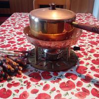 set completo  burghignon,fonduta  e bagna cauda