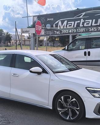 AUDI A3 SLINE 2.0 TDI 116cv 10/2020 LUCI AMBIENT