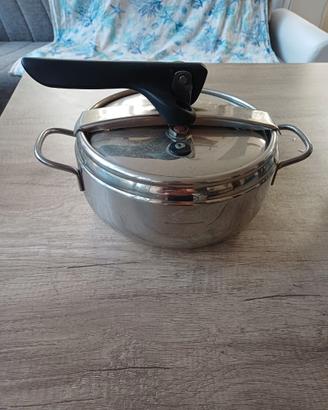 Pentola a pressione lagostina