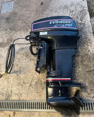 Fuoribordo evinrude 737