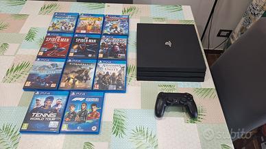 PS4 Playstation 4 PRO perfetta + 11 giochi