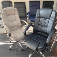 Poltrona imbottita in ecopelle