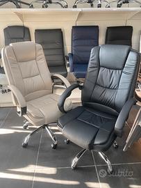 Poltrona imbottita in ecopelle