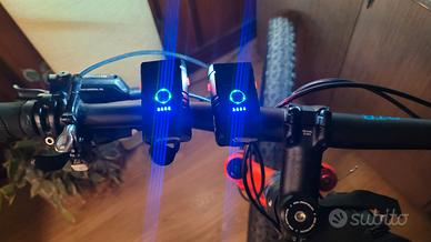 Doppio Set 4 fari in alluminio 1000 Lumen, 2+2
