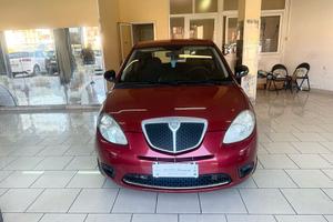 Lancia Ypsilon 1.2i GAS GPL