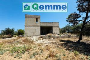 RUSTICO DI CAMPAGNA A SAN CESARIO DI LECCE