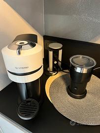 Macchina del caffe Vertuo con Montalatte