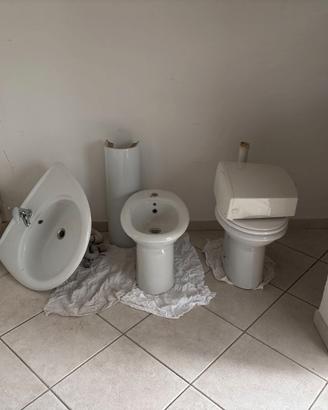 Sanitari Mod.CATALANO (Solo Wc e Lavabo)