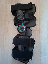 Tutore ginocchio regolabile