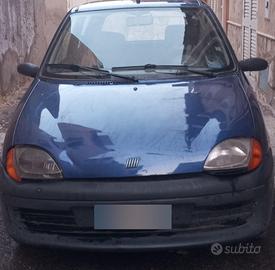 macchina fiat seicento 