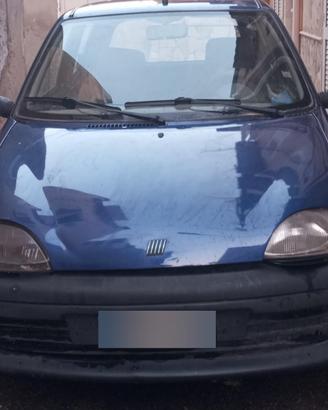 macchina fiat seicento 