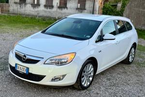 Opel Astra 1.7 CDTI 110CV Sports Tourer Cosmo