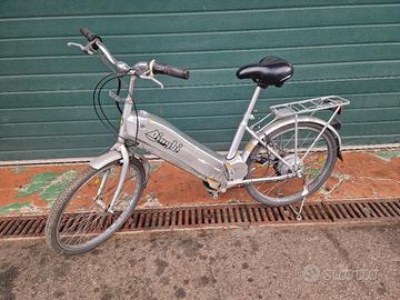 Bici elettrica frisbee. Batteria nuova