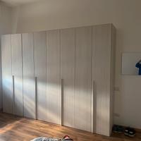 Arredamento completo di elettrodomestici