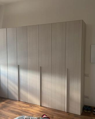 Arredamento completo di elettrodomestici