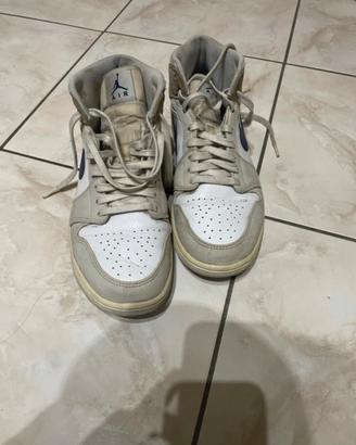 Air Jordan 1 Mid iWhite Khaki Blue Void'