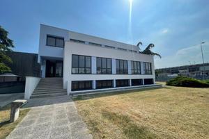 Immobile di 365 m² con 5 locali a San Giovanni Lup