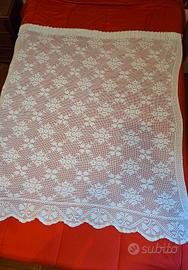 Tende fatte a mano all'uncinetto