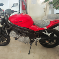 Hyosung GT 650 P (PEZZI DI RICAMBIO)
