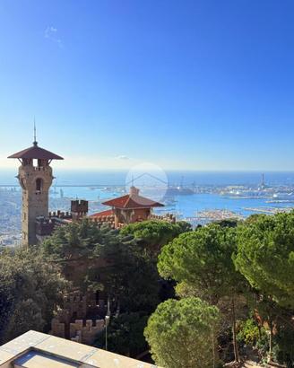 PORZIONE DI TRIFAMILIARE A GENOVA
