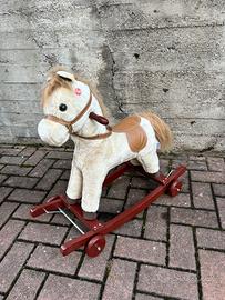 Cavallo a dondolo