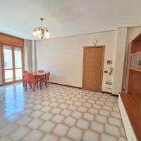 Quartu Centro Quadrivano Con Posto Auto