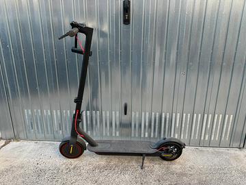 Monopattino elettrico XIAOMI pieghevole