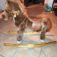 cavallo a dondolo bambini