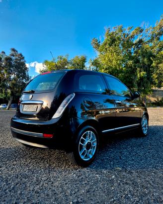 lancia y 1.2 benzina