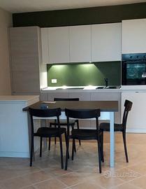 Tavolo cucina e sedie