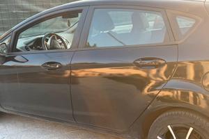 Ford fiesta anno 2010