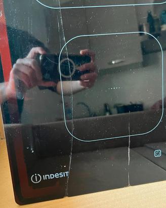piano cottura induzione INDESIT SCHOTT