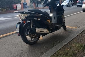 Kymco people s250