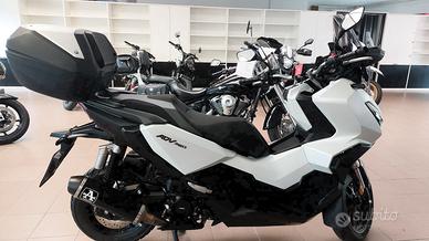 Honda ADV 350