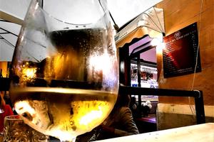 Attività sul lungomare di Livorno - ideale per ape