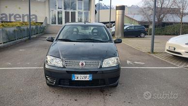 Fiat Punto solo 95.000 KM  2010