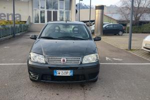 Fiat Punto solo 95.000 KM  2010