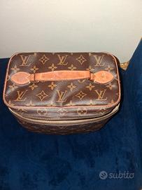 Louis Vuitton Nice Beauty Case Monogram - Vintage 