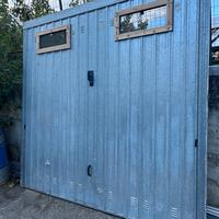 Porta Basculante per garage  in Alluminio.