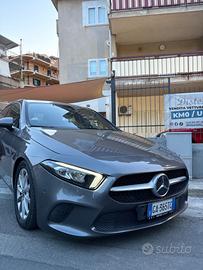 Mercedes classe A 180D Automatic luci ambient