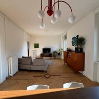 Appartamento in via Volturno in palazzo del '900