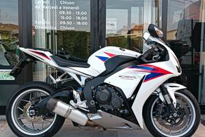 Honda CBR 1000 RR HRC FIREBLADE 20TH ANNIVERSARY