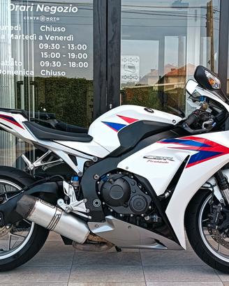 Honda CBR 1000 RR HRC FIREBLADE 20TH ANNIVERSARY